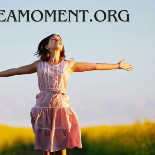 Embrace Mindfulness and Connection with /LiveAMoment.org/